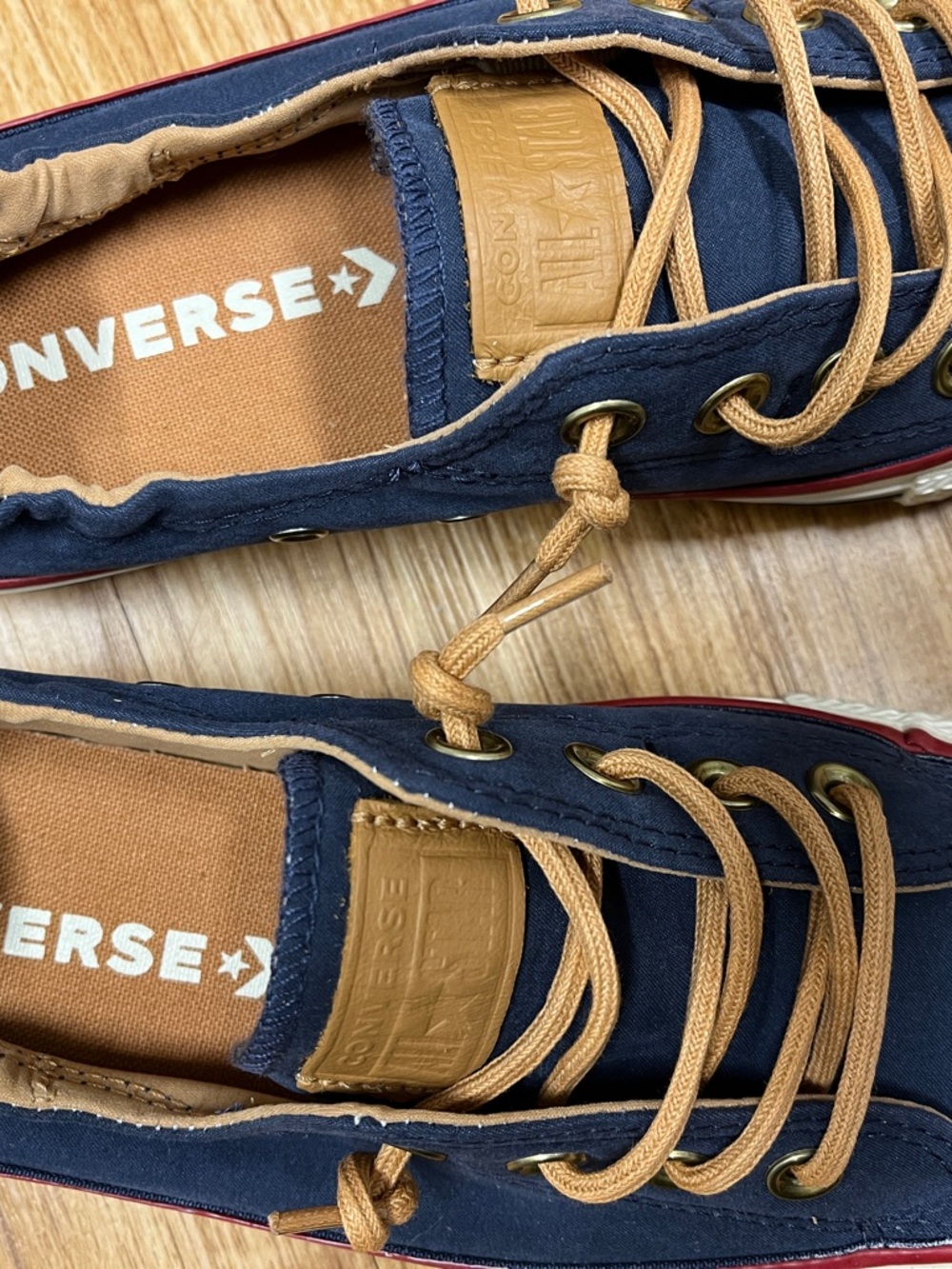 Converse Navy Canvas Low Top Sneakers Women’s 7.5 Shoreline NWOT - Picture 4 of 7